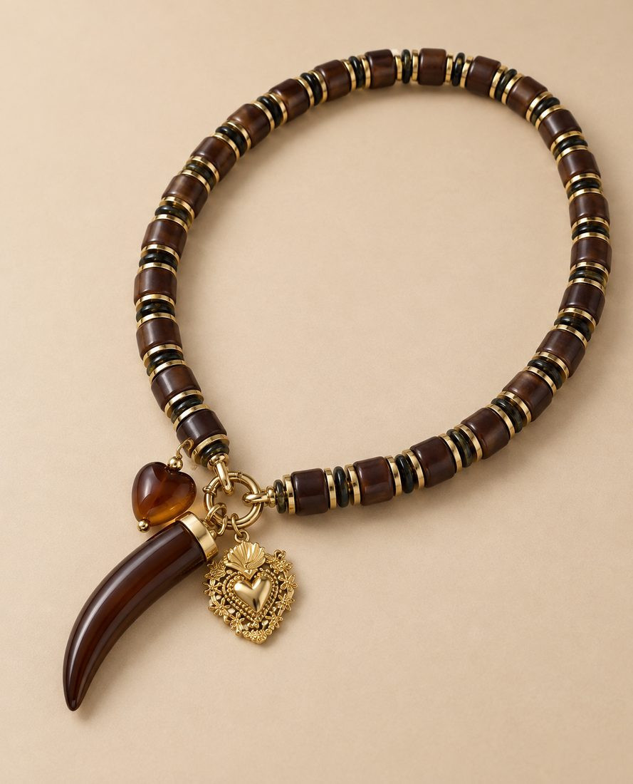 Collar Amuleto Marron