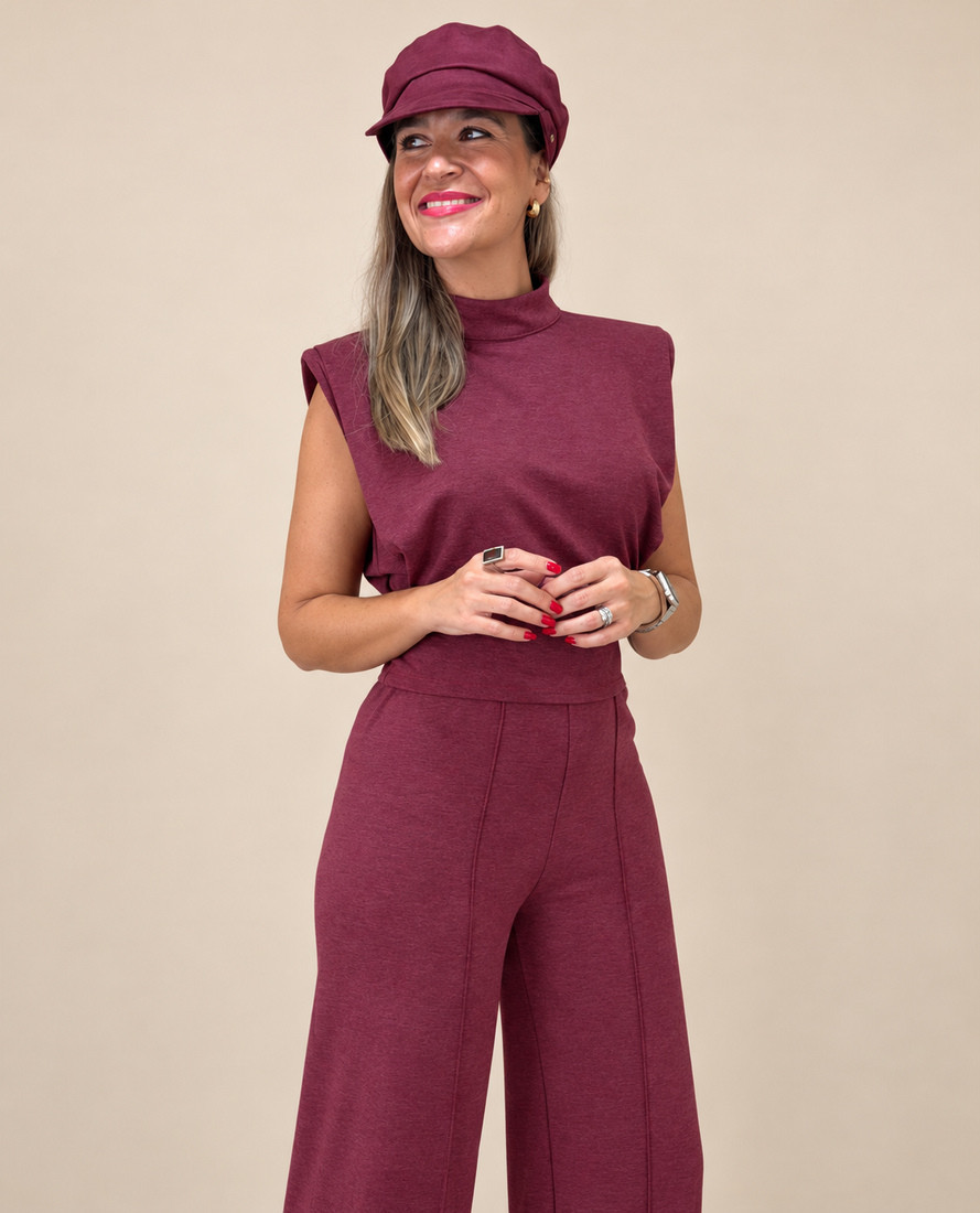 Conjunto Naia Burdeos