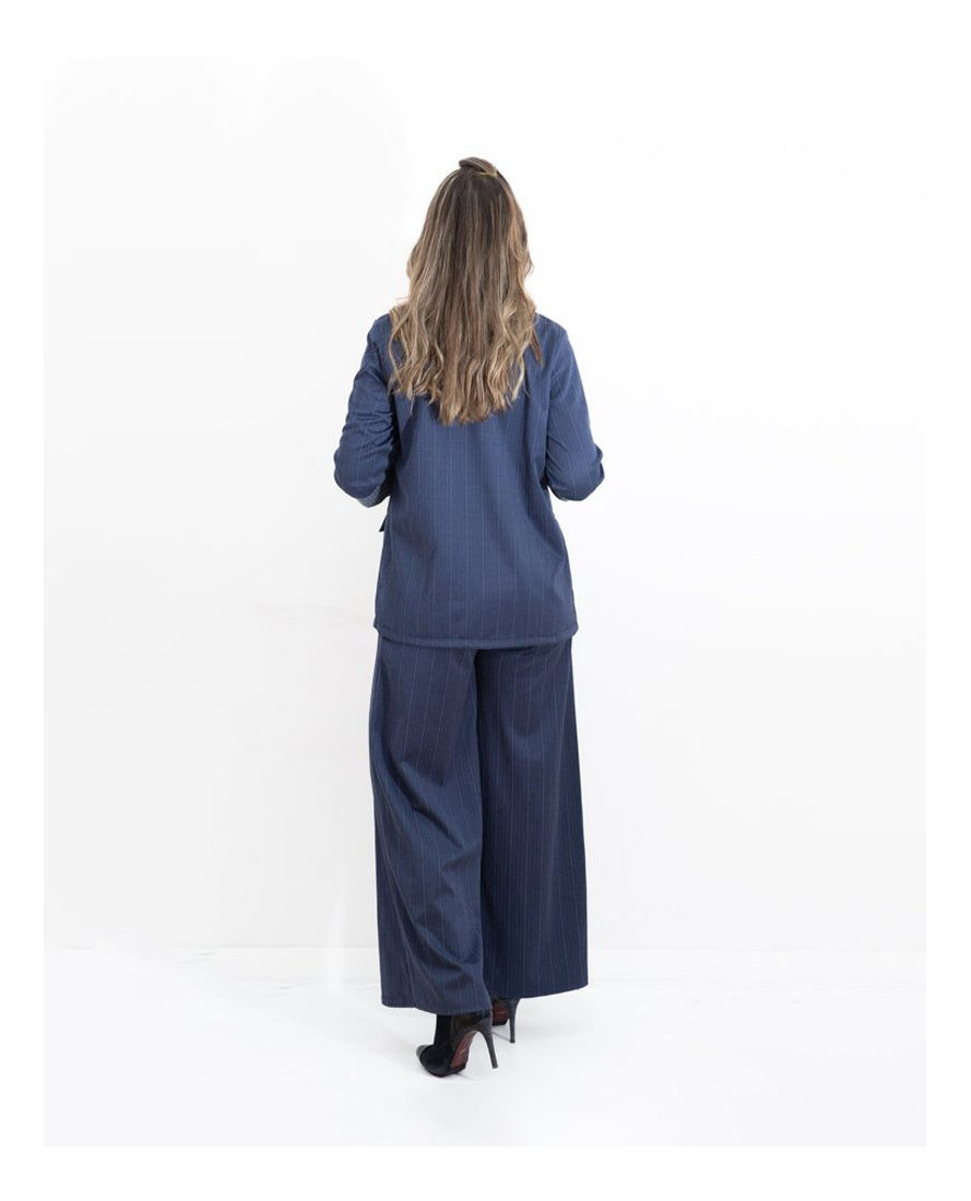 Traje Line