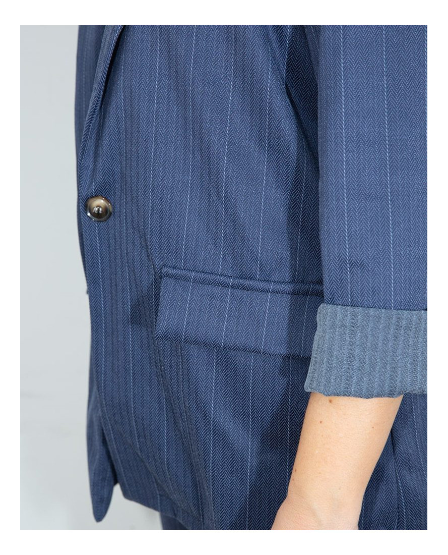 Traje Line
